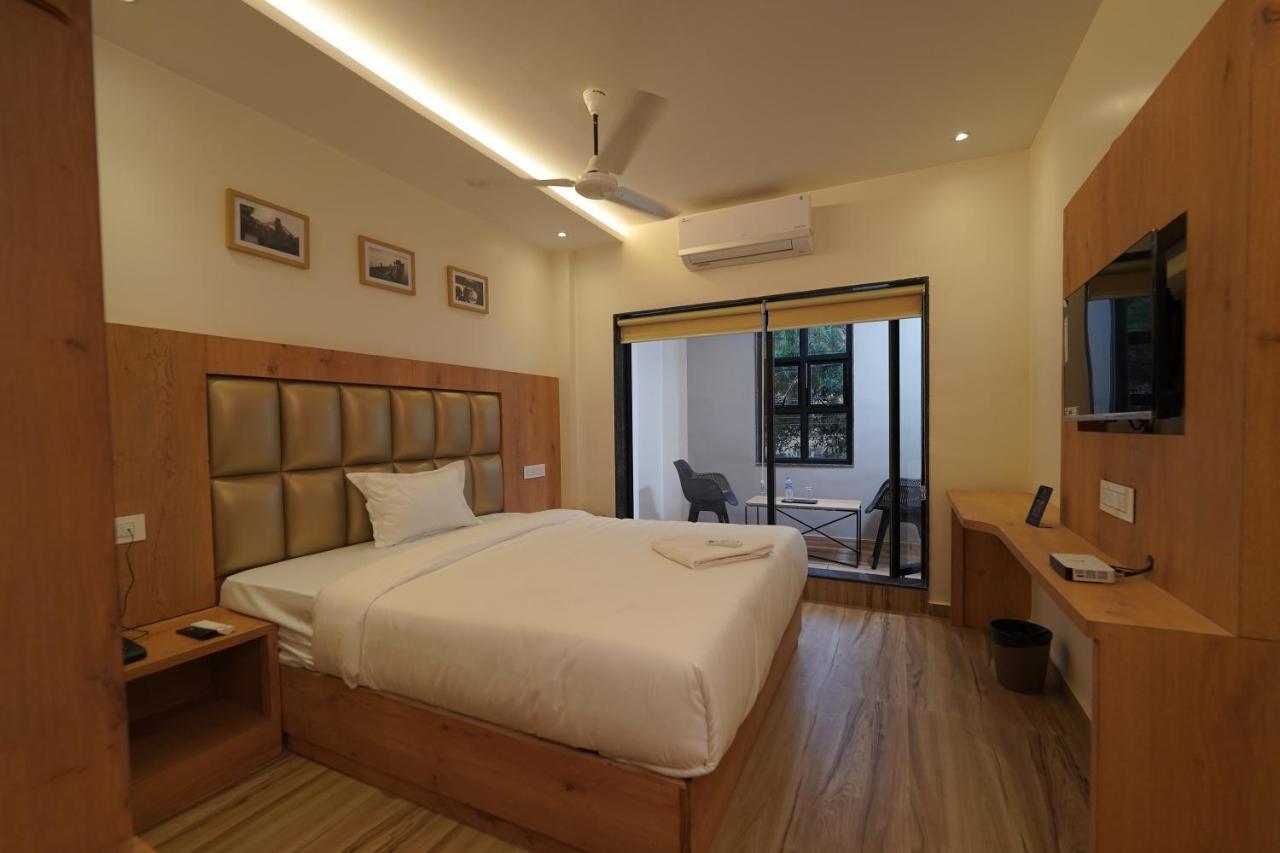 Southern Residency Kochi Buitenkant foto