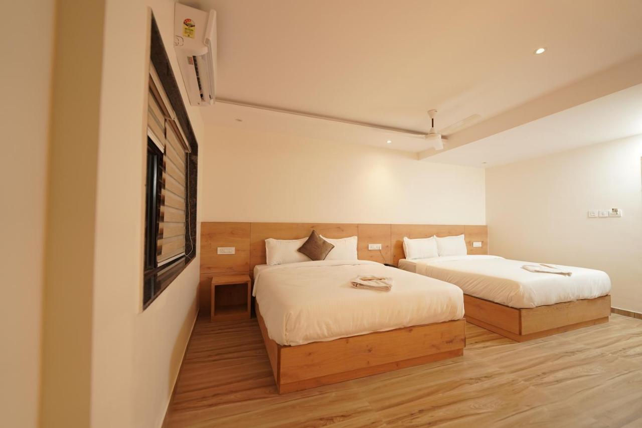 Southern Residency Kochi Buitenkant foto