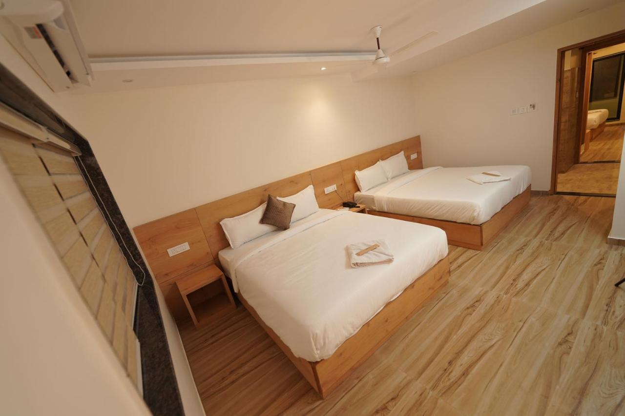 Southern Residency Kochi Buitenkant foto